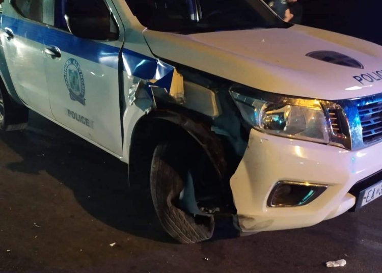 Λεχαινά: Συγκρούστηκε με περιπολικό μετά από καταδίωξη