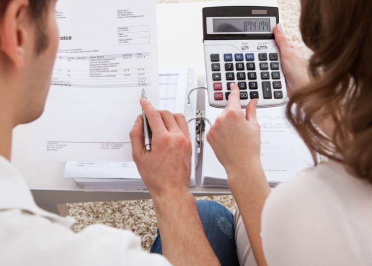 Επιστροφή φόρου: Πώς και πότε οι φορολογούμενοι θα εισπράξουν τα χρήματα