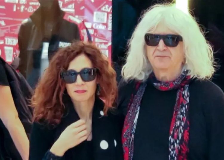 Η Αννίτα Πάνια φιλοξένησε τον πρώην της Καρβέλα με τη νυν σύντροφό του