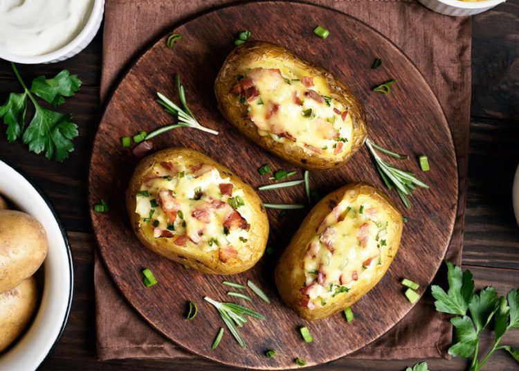 Πώς θα πετύχετε την τέλεια ψητή πατάτα