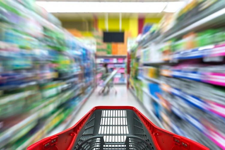 Μειώνονται οι ποσότητες στις συσκευασίες προϊόντων κι ας αυξάνεται η τιμή! – «Τέχνασμα της βιομηχανίας»