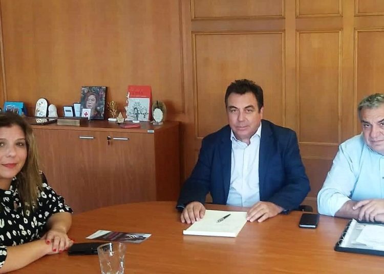 Δ. Πύργου: Συναντήσεις και πρωτοβουλίες για την ενδοοικογενειακή βία και το bullying – Ευρεία σύσκεψη την Τετάρτη (7/9, 11.00 π.μ.) με συλλόγους και φορείς