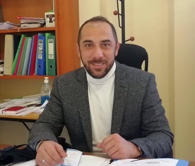 Γιάννης Πλεμμένος: Απάντηση σε ανακοίνωση του Συλλόγου εκπαιδευτικών Αβάθμιας Πύργου-Ολυμπίας