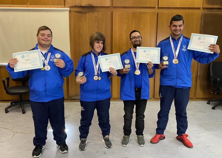 Βράβευση μαθητών του ΕΕΕΕΚ Πύργου για την νίκη τους στους Πανελλήνιους  Αγώνες  Special Olympics Hellas