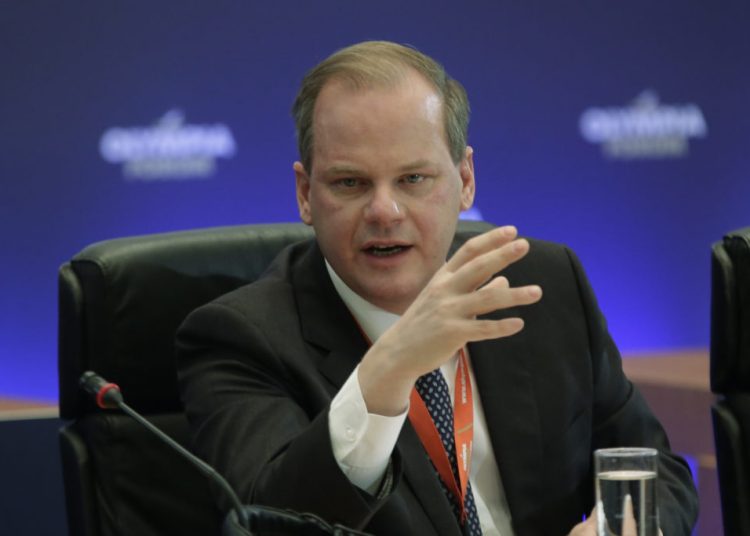 Olympia Forum III-Κώστας Καραμανλής: «Σχεδόν στο 7%(;) ο δρόμος Πάτρα – Πύργος». Δηλαδή ολοκλήρωση το 2030;;!!