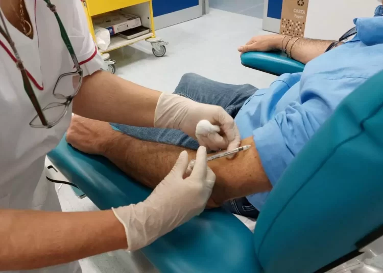 Moderna και Merc φέρνουν σε λίγους μήνες το εμβόλιο κατά του καρκίνου