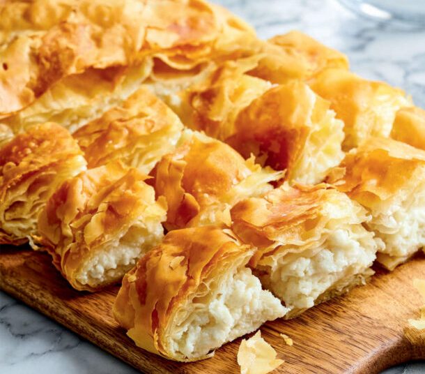 Μπουγάτσα με τυρί