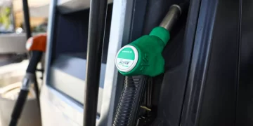 Πετρέλαιο: Τέλος η επιδότηση στην αντλία, πιο ακριβό κατά 15 λεπτά από σήμερα