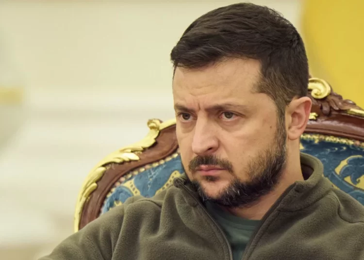 Ζελένσκι: Ρώσοι αξιωματούχοι προετοιμάζουν τον ρωσικό λαό για πυρηνικό πόλεμο