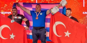 Προκαλούν παντού οι Τούρκοι: Έκοψαν τον ελληνικό εθνικό ύμνο στην απονομή του παγκόσμιου πρωταθλητή Χαραλαμπόπουλου