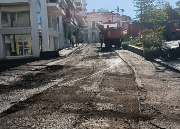 Πύργος: Ασφαλτοστρώσεων συνέχεια στις οδούς Πατρόκλου και Τ. Καζάζη με προσωρινή διακοπή κυκλοφορίας