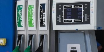 Φρέναραν οι τιμές του ρεύματος -Πού κινούνται οι τιμές πετρελαίου θέρμανσης, Diesel, αμόλυβδης