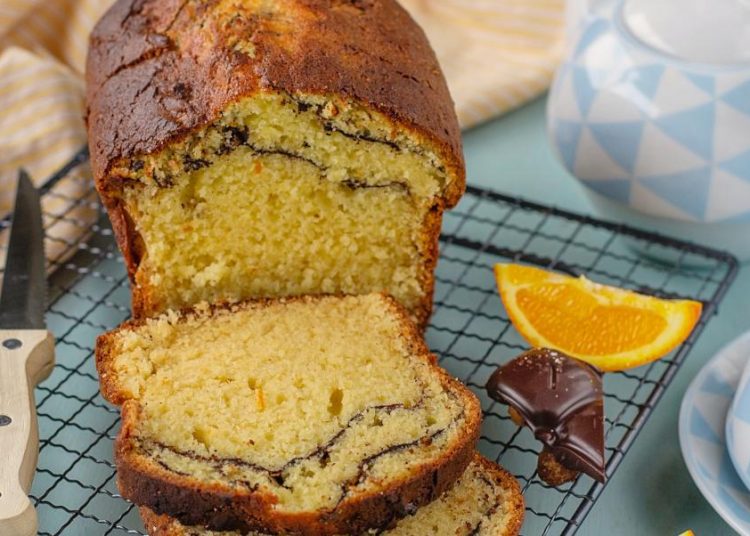 Αφράτο και λαχταριστό κέικ πορτοκαλιού -Η συνταγή χωρίς μίξερ, γίνεται σε 10 λεπτά