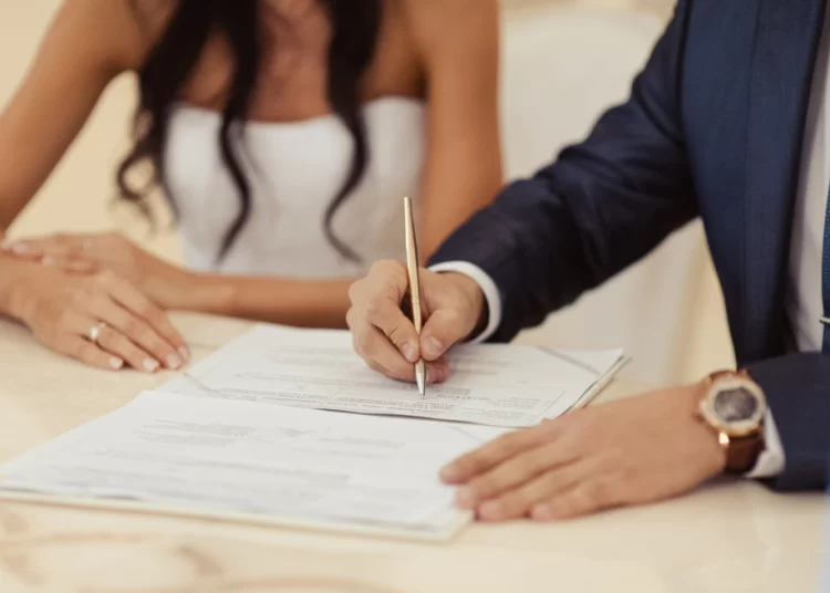 Πολιτικός γάμος: Ψηφιακά η έκδοση άδειας μέσω του gov.gr