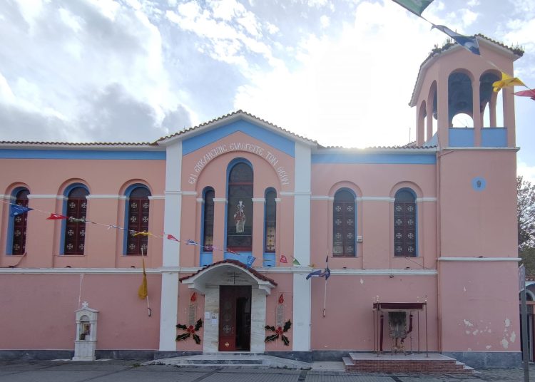 ΠΥΡΓΟΣ: Εορτάζει ο Ιερός Ναός του Αγίου Σπυρίδωνος