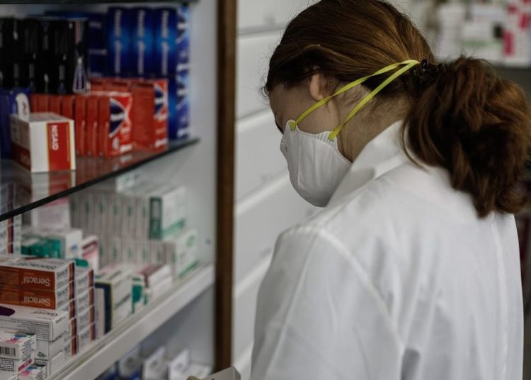 Πού οφείλονται οι ελλείψεις στα φάρμακα