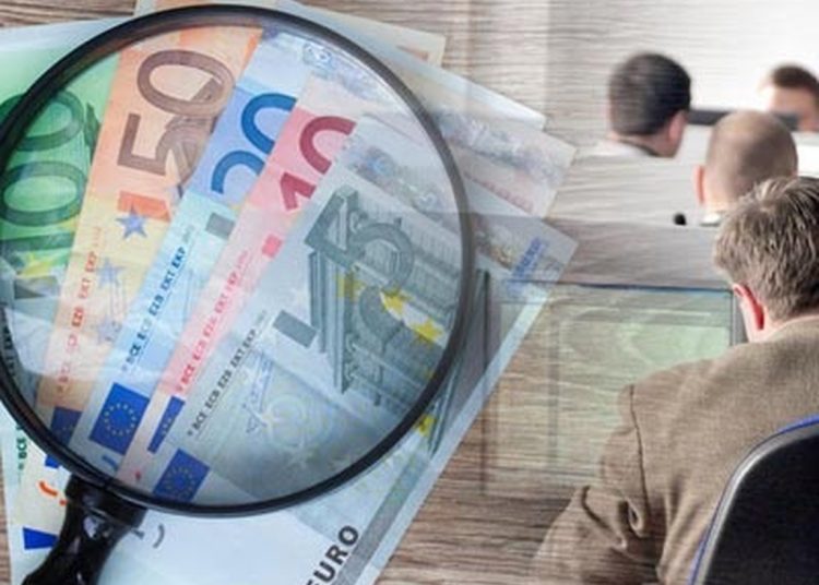 Μπόνους σε 50.000 δημοσίους υπαλλήλους – Ποιοι είναι δικαιούχοι