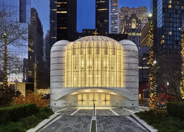 Άνοιξε ο ναός του Αγίου Νικολάου στο Ground Zero – Οι φωτογραφίες που ανέβασε ο Καλατράβα