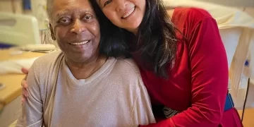 Πελέ: Ποια είναι η τρίτη σύζυγός του που στέκεται «βράχος» στο πλευρό του -Γνωρίστηκαν το ’80, παντρεύτηκαν 36 χρόνια μετά