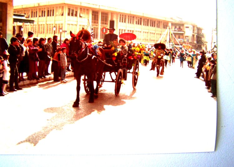 Πλέον η πόλη ζει με πρώτους ρόλους στην παρακμή της.