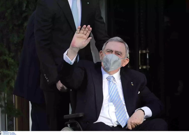 Τέως βασιλιάς Κωνσταντίνος: Σε κρίσιμη κατάσταση στο νοσοκομείο