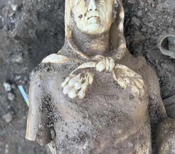 Ρώμη: Βρέθηκε αρχαίο άγαλμα του Ηρακλή μετά από επισκευές υπονόμων