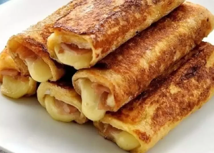 Αυγοφέτες–ρολό με ψωμί του τοστ: Πώς γίνονται, με τι να τις γεμίσετε