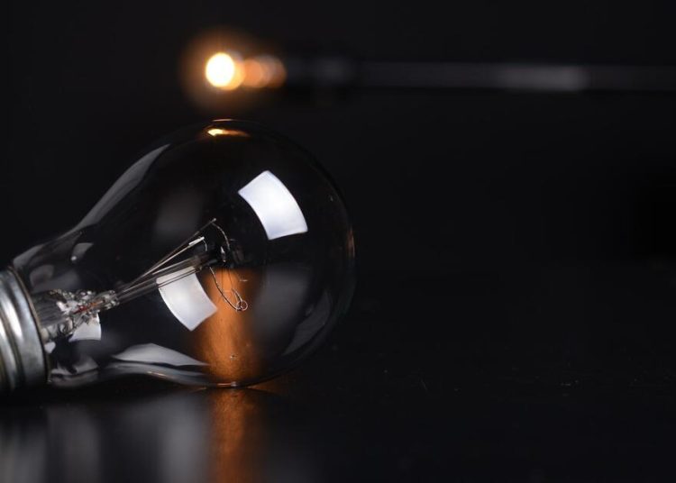 Προβλήματα φωτισμού το λιμάνι Κατακόλου. Στο σκοτάδι η κεντρική προβλήτα και όχι μόνο