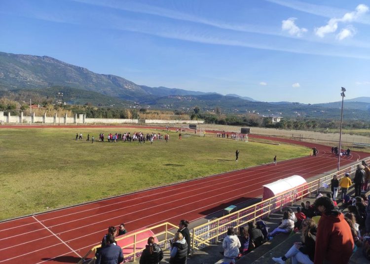 Δημοτικό Στάδιο Ζαχάρως: Σχολικοί αγώνες στίβου για πρώτη φορά