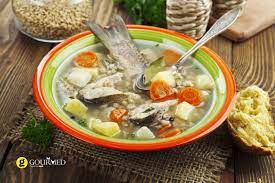 Διαφορετική σούπα κακαβιά με πετρόψαρα