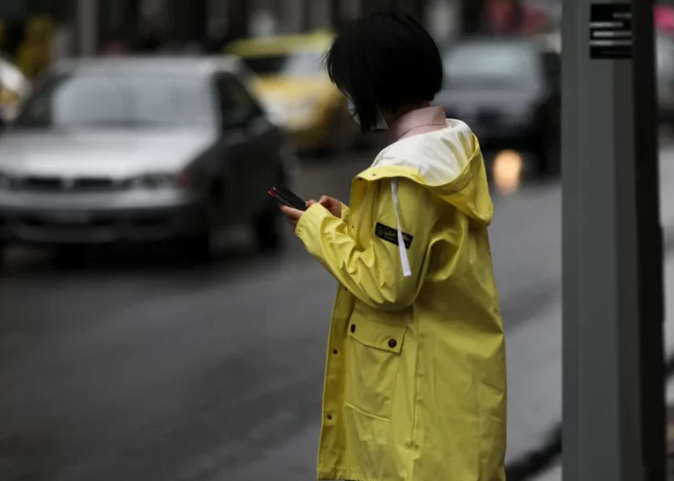 Κινητά τηλέφωνα: Έτσι θα καταλάβετε εάν «κατασκοπεύουν» τα μηνύματά σας