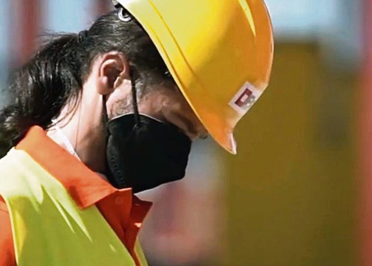 Θύμιος Μπουγάς: Νέα ζωή στην Αθήνα- Μένει στο Πέραμα και εργάζεται στον Πειραιά