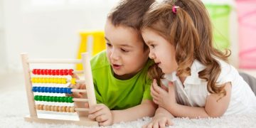 Αυτός είναι ο λόγος που τα παιδιά δεν προτιμούν τα ακριβά παιχνίδια