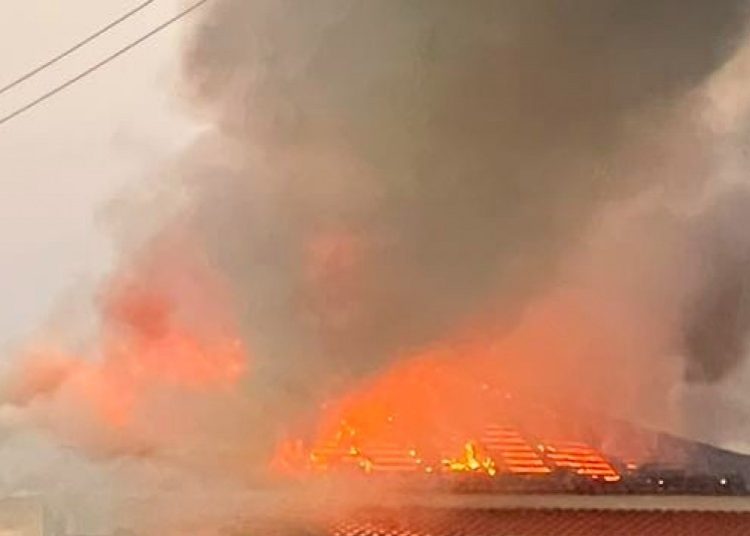 ΠΥΡΓΟΣ: Ζητά την βοήθειά μας για να φτιάξει πάλι το σπίτι του