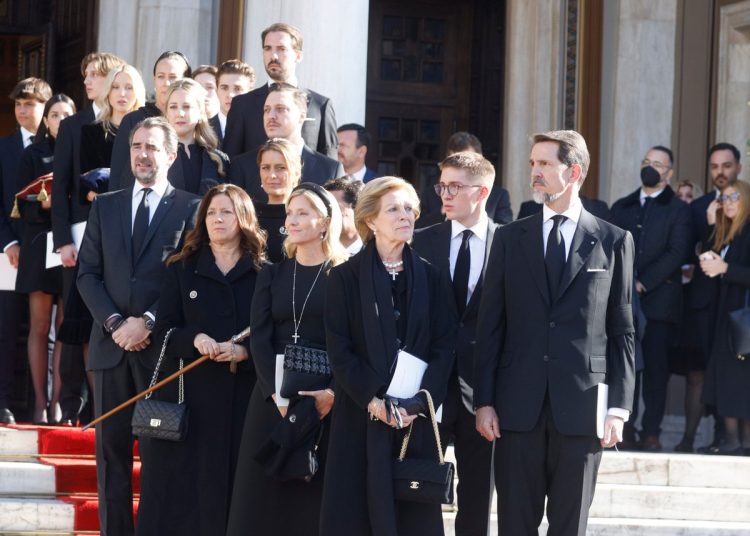 Πώς θα γίνει αύριο το μνημόσυνο του τέως βασιλιά Κωνσταντίνου