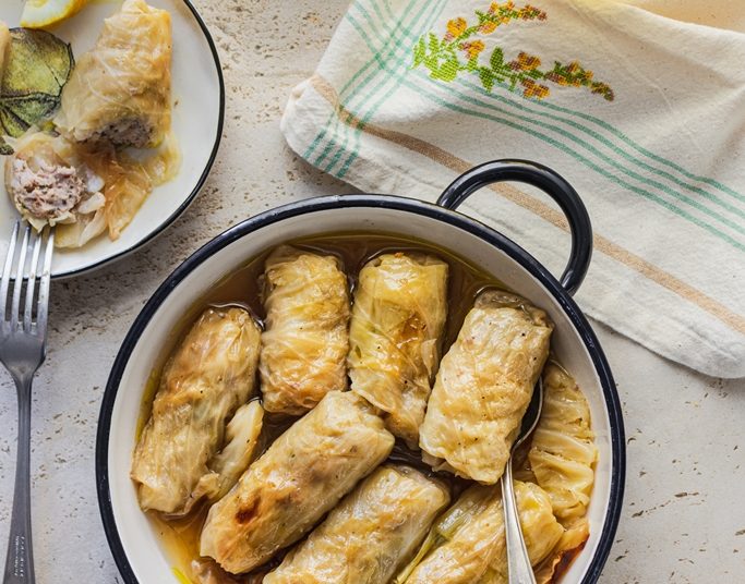 Λαχανοντολμάδες με κιμά στον φούρνο