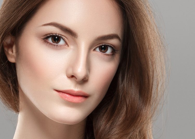 Να ποιοι αργούν να γεράσουν και το δέρμα τους φαίνεται νεανικό