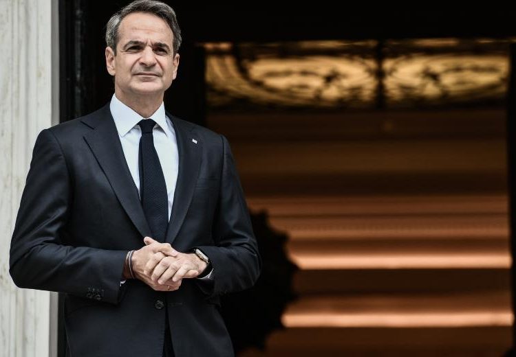 Κατώτατος μισθός: Στα 780 ευρώ από την 1η Απριλίου – Μητσοτάκης: Γενναία αύξηση