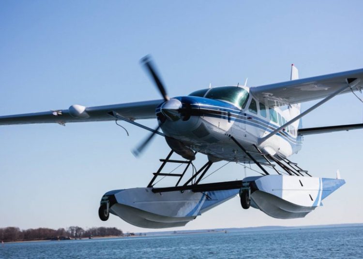 Ξεκινούν οι πτήσεις υδροπλάνων από την Πάτρα-Στην Κυλλήνη ακόμα περιμένουμε