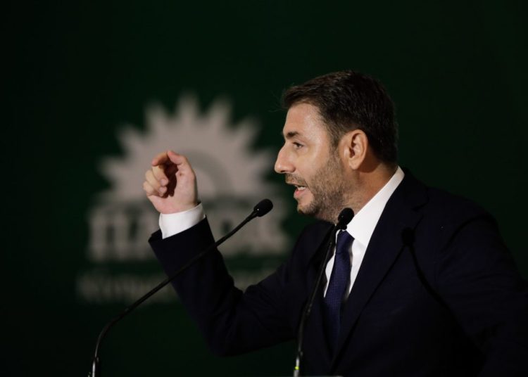 ΠΑΣΟΚ: Οι προυποθέσεις για συνεργασία & πρωθυπουργός κοινής αποδοχής