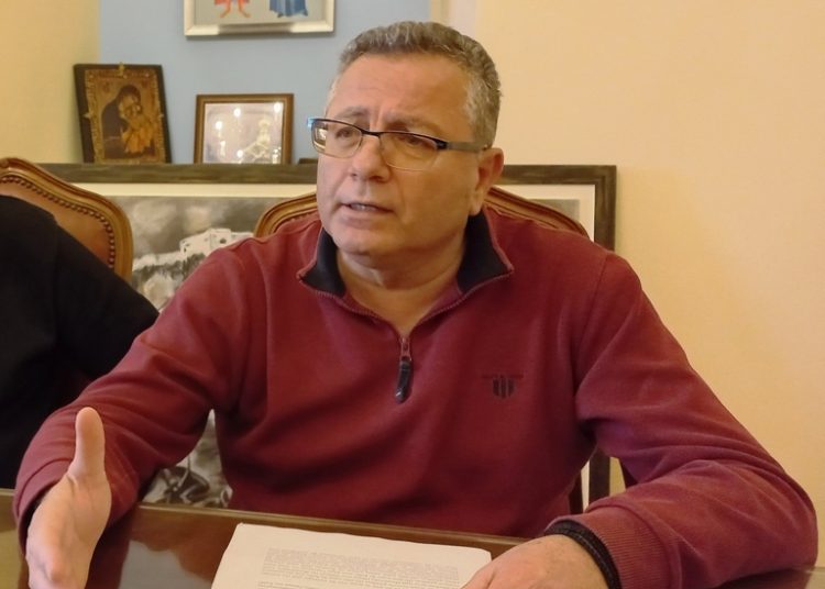 Δήμος Πηνειού: Άφησε με διαθήκη μεγάλα ποσά σε Μητρόπολη, Δήμο & άπορες κορασίδες