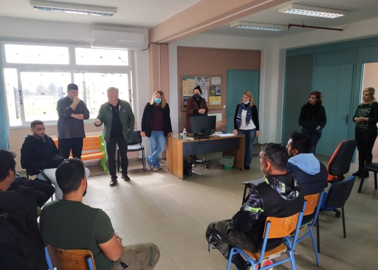 Γαστούνη: Η θέληση 22 ενηλίκων ρομά για απόκτηση απολυτηρίου Δημοτικού