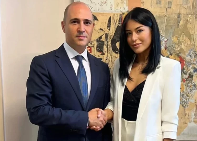 Το διαζύγιο Μπογδάνου – Λατινοπούλου και ο ρόλος Εμφιετζόγλου ως το «τρίτο πρόσωπο»