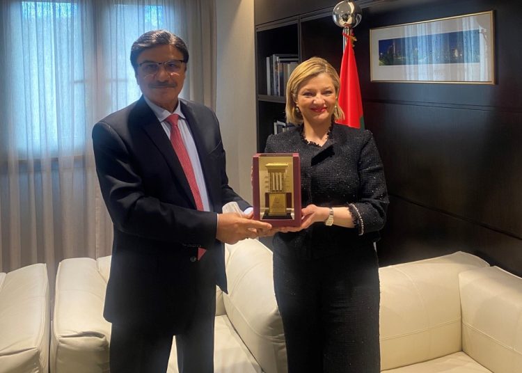 Συνάντηση Δ. Αυγερινοπούλου με Πρέσβη Αραβικών Εμιράτων για επενδύσεις στην Ηλεία