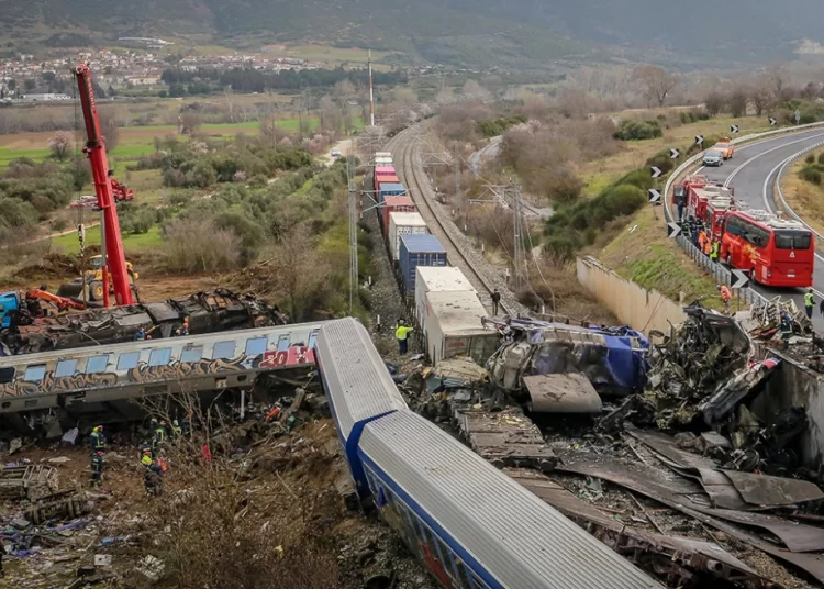 Hellenic Train: Με €42.000 αποζημιώνει τους συγγενείς των θυμάτων στα Τέμπη – €5.000 στους τραυματίες