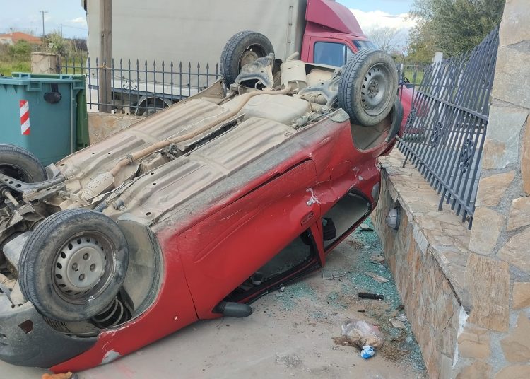 Τροχαίο στην παλιά εθνική οδό Πατρών Πύργου στο ύψος της νέας Μανολάδα