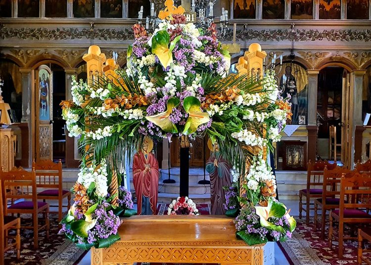 ΗΛΕΙΑ: Χάρμα οφθαλμών οι επιτάφιοι (φωτο)