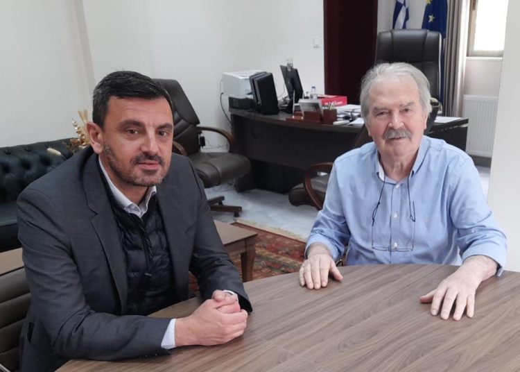 Ανδρ. Νικολακόπουλος: Επίσκεψη στην Κρέστενα-Πολλαπλές παρεμβάσεις με θετικά αποτελέσματα