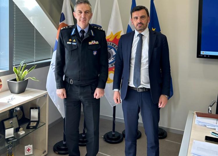 Ανδρέας Νικολακόπουλος: Συζήτησε για την αντιπυρική περίοδο με τον νέο αρχηγό Πυροσβεστικής Ηλείας