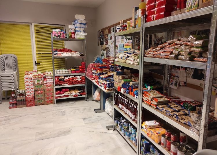 Σύλλογος Νέων Καταραχίου: Και φέτος το Πάσχα συγκέντρωσε τρόφιμα για τους αδύναμους